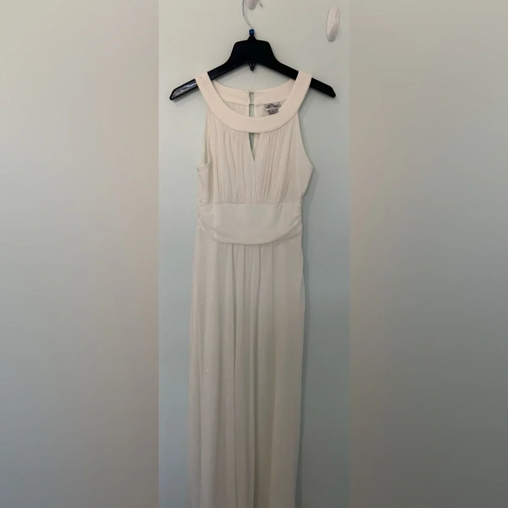 Sparkly white dress - Picture 10 of 10